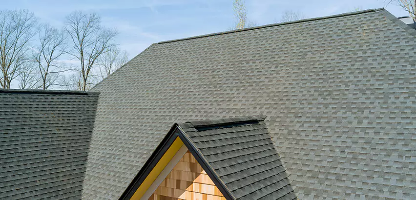 Replacing Vinyl Siding With Cedar Shingles in Marysville