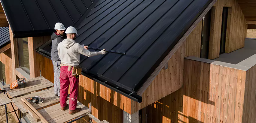 Metal Roof Maintenance in Marysville