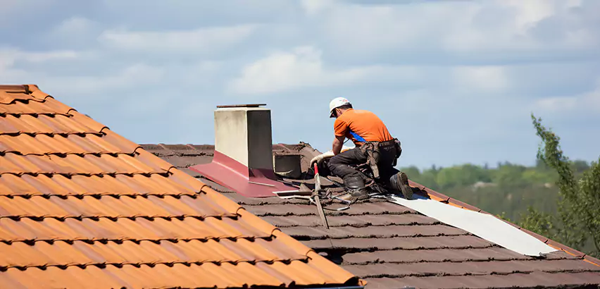 Cedar Roof Maintenance in Marysville